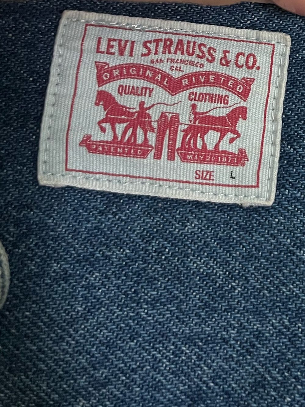 Levi’s Western Pearl Snap Denim Button Down - Picture 2 of 7